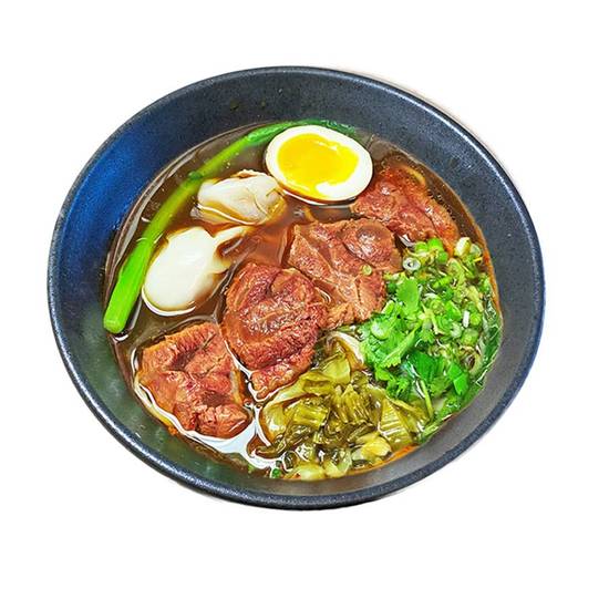 豪华蔥燒牛肉面  Deluxe  Beef Noodle soup